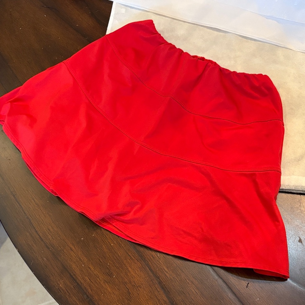 Chrissie by Tail 🏓 Stretch Skater Skirt over bike shorts skort